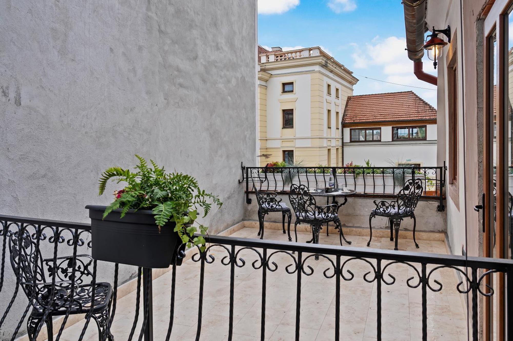 Gela'S Terrace Apartment Сибиу Екстериор снимка